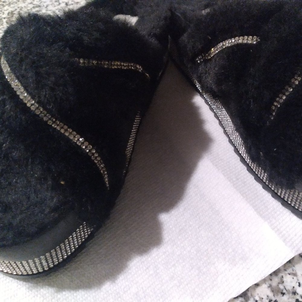 EMMA NEW YORK slippers woman Style : Cuddle 7-2 Size 8